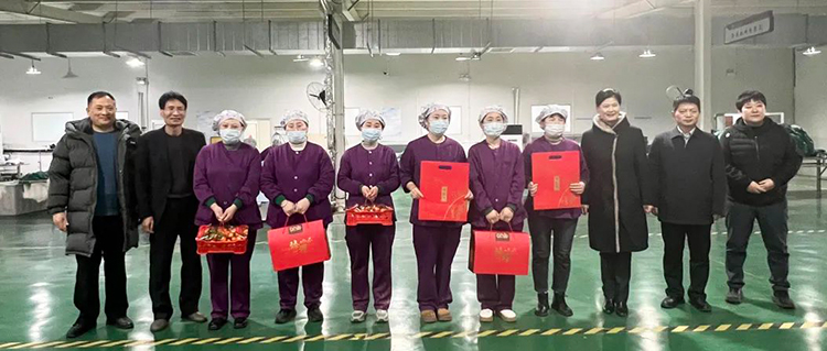 情暖新春 | 國(guó)濟(jì)醫(yī)療至尚領(lǐng)開(kāi)展&ldquo;冬送溫暖&rdquo;慰問(wèn)活動(dòng)